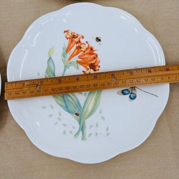 4 Lenox BUTTERFLY MEADOW Porcelain Salad Luncheon Plates 9" Scalloped Edge - Picture 10 of 10
